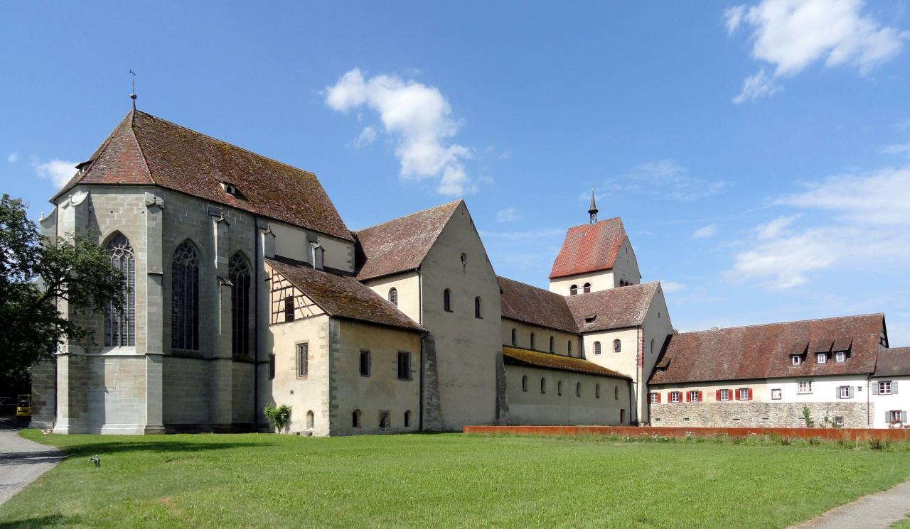 Blick auf die Klosteranlage