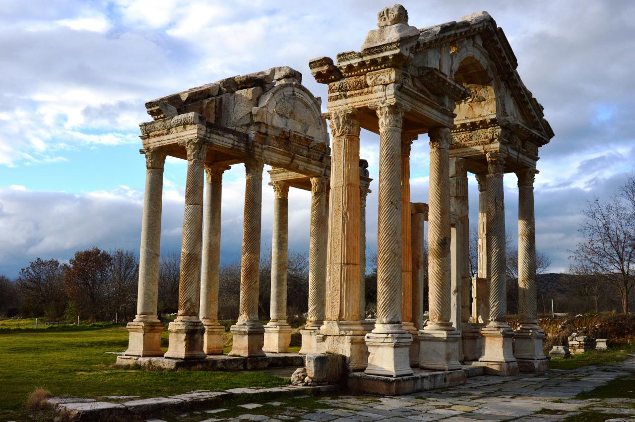 Tetrapylon in Aphrodisias, Türkei