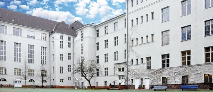 Gebäude des Marie-Curie-Gymnasiums