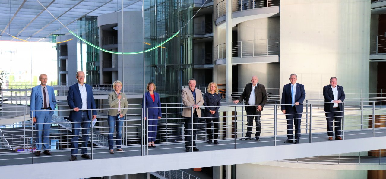 Gründeten gemeinsam den „Parlamentskreis Biosphärenreservate“: Armin Schuster, Michael Brand, Astrid Damerow, Kerstin Kassner, Klaus-Peter Schulze, Steffi Lemke, Dietrich Monstadt, Michael Donth, Markus Uhl (v.l.n.r.)