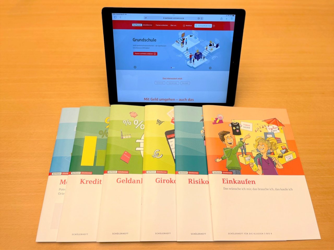 Ansicht der Sparkassen-SchulService Plattform und Schülerhefte