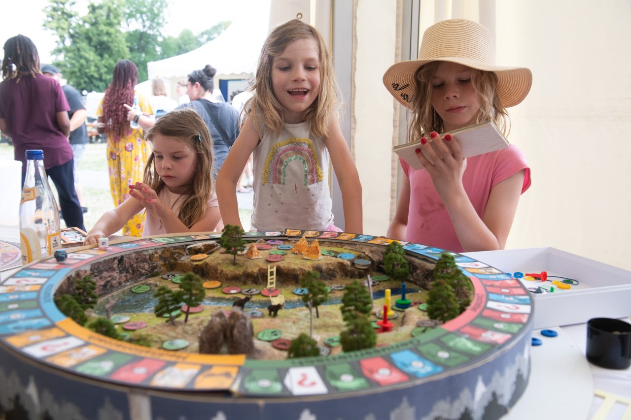 Beim Wissenschaftsfestival kommen Groß und Klein zusammen