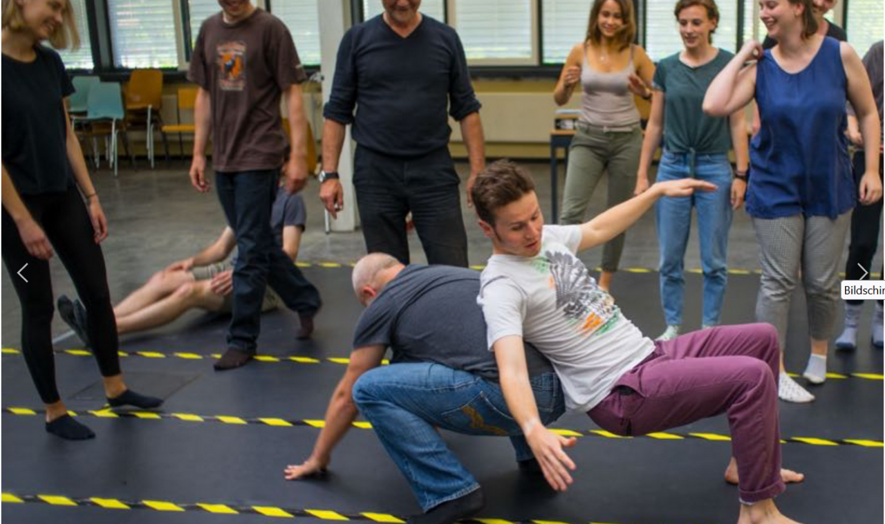 Selbsterfahrung Ausdruckstanz Projekt "beyond forgetting"