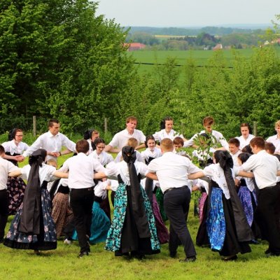 Gesellschaftliche Bräuche und Feste der Lausitzer Sorben im Jahreslauf